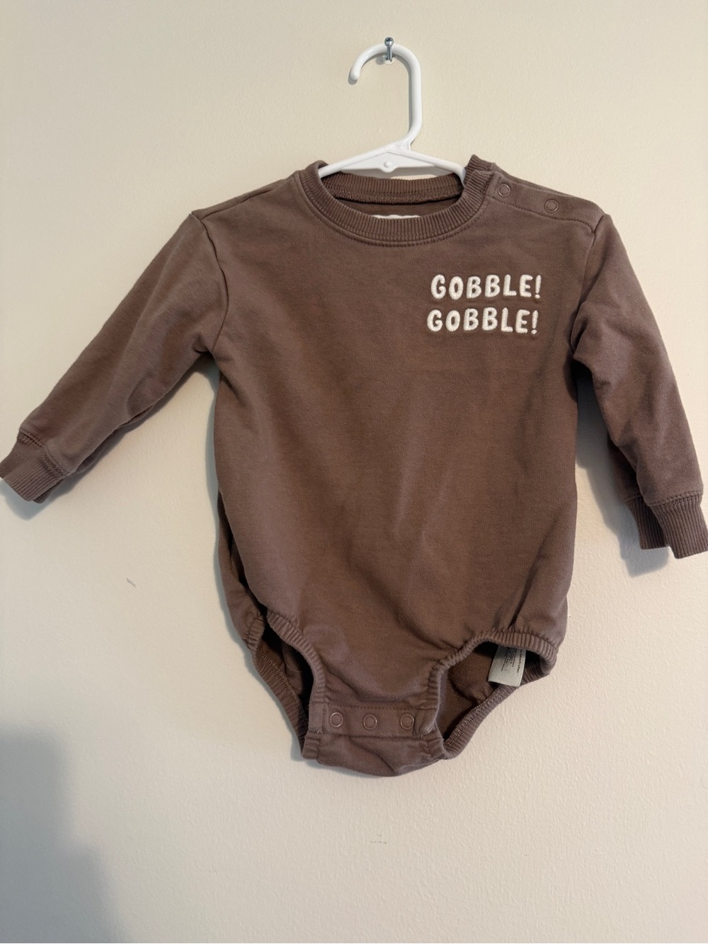 LITTLE PLANET 12M Brown 'Gobble! Gobble!' One-Piece Bodysuit